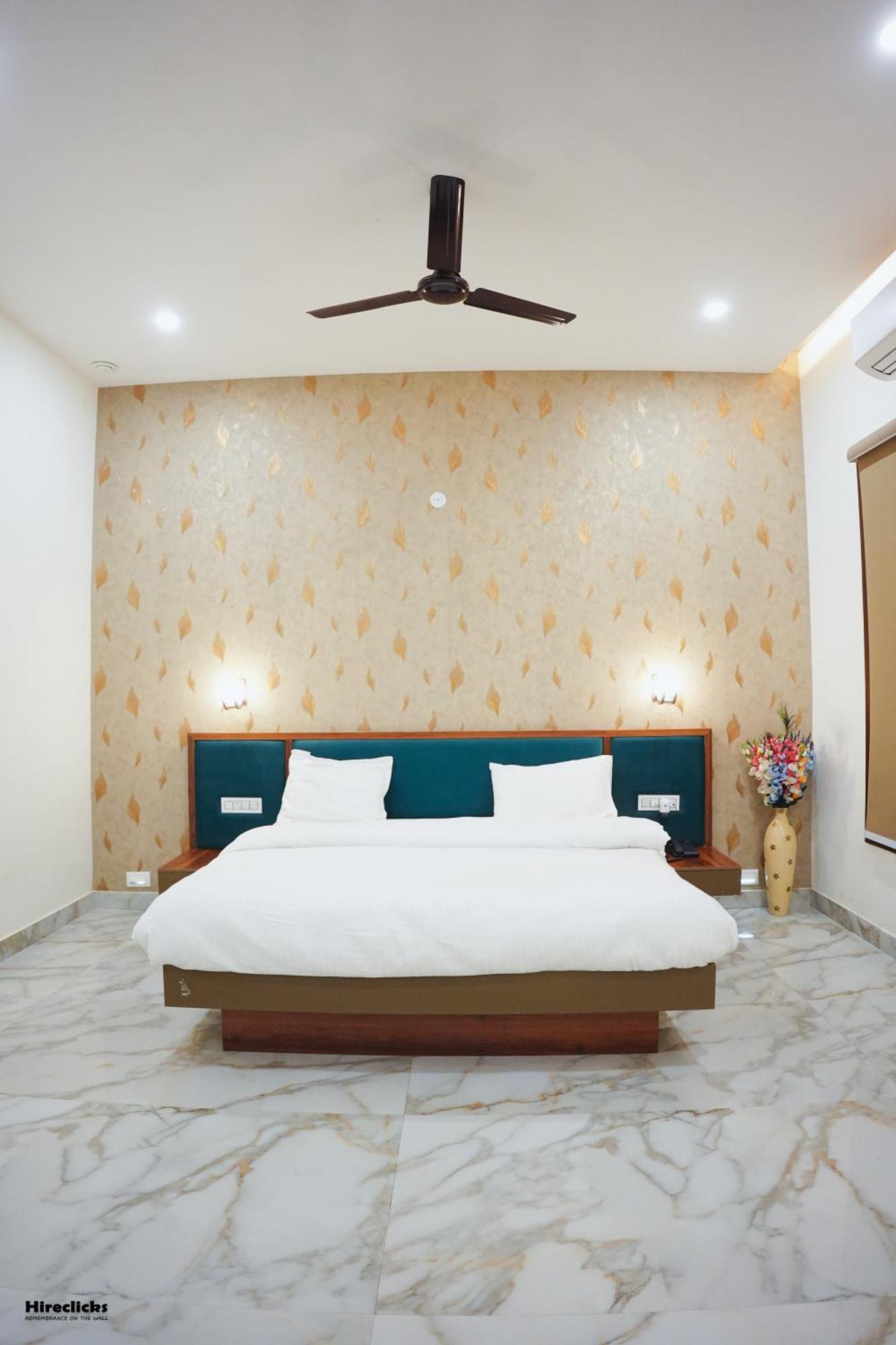 The Krati Resort & Convention Centre Bareilly Ngoại thất bức ảnh