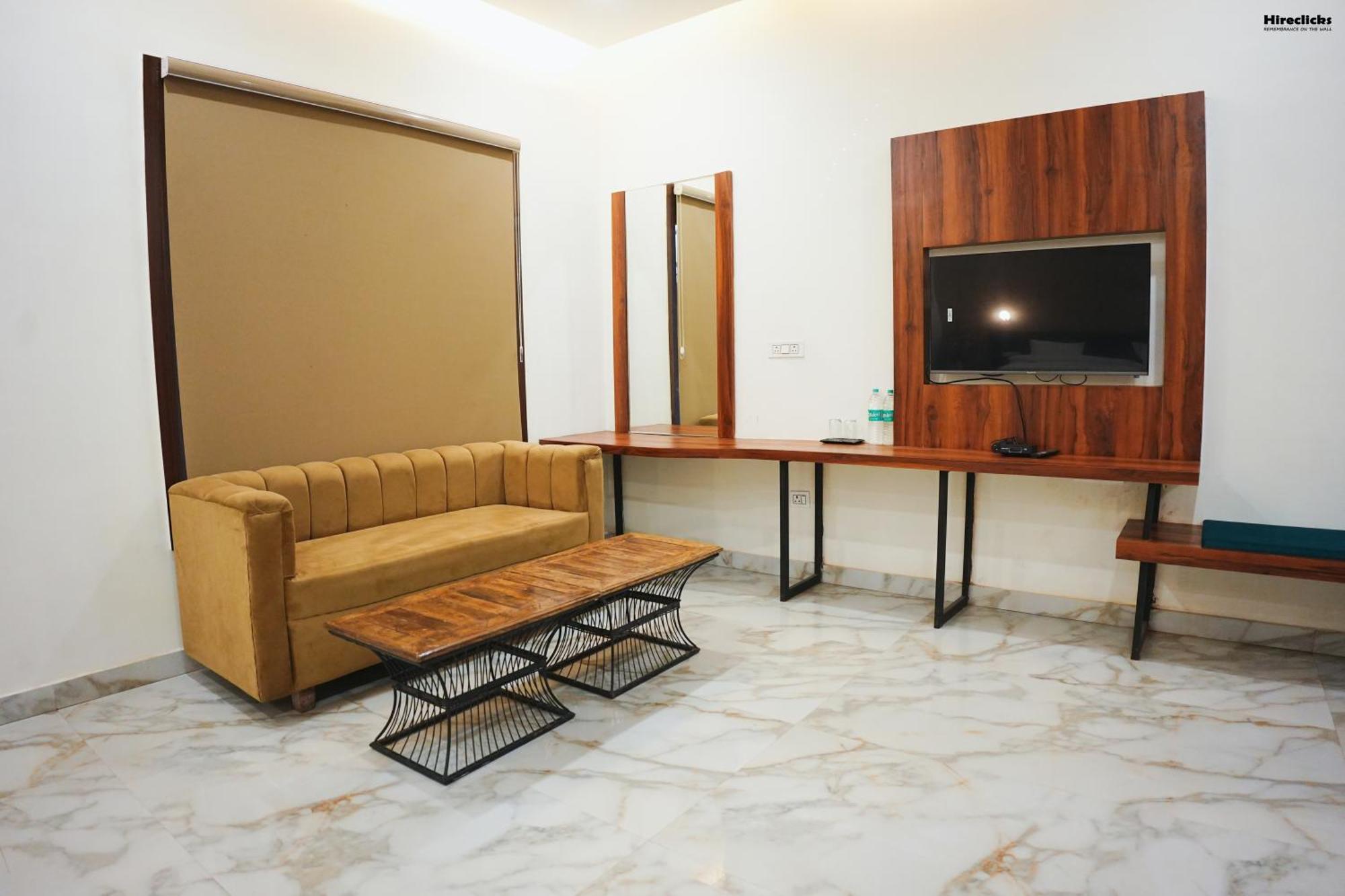The Krati Resort & Convention Centre Bareilly Ngoại thất bức ảnh